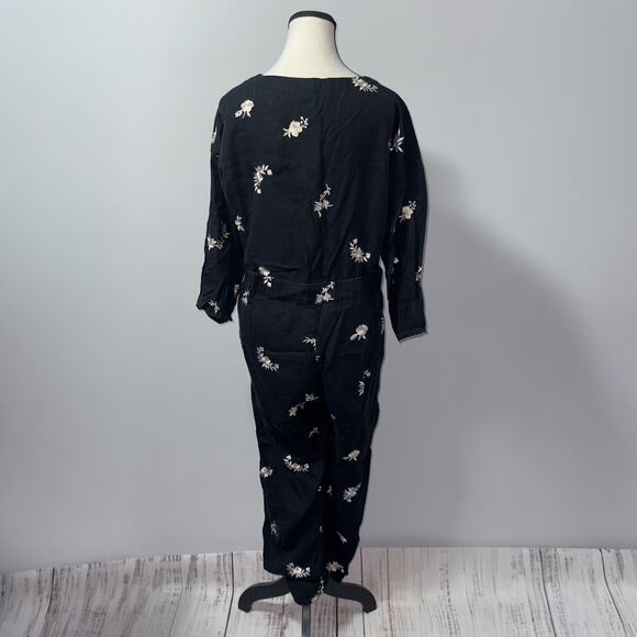 Zara women Black Floral Embroidered Jumpsuit women’s size medium - Picture 2 of 8